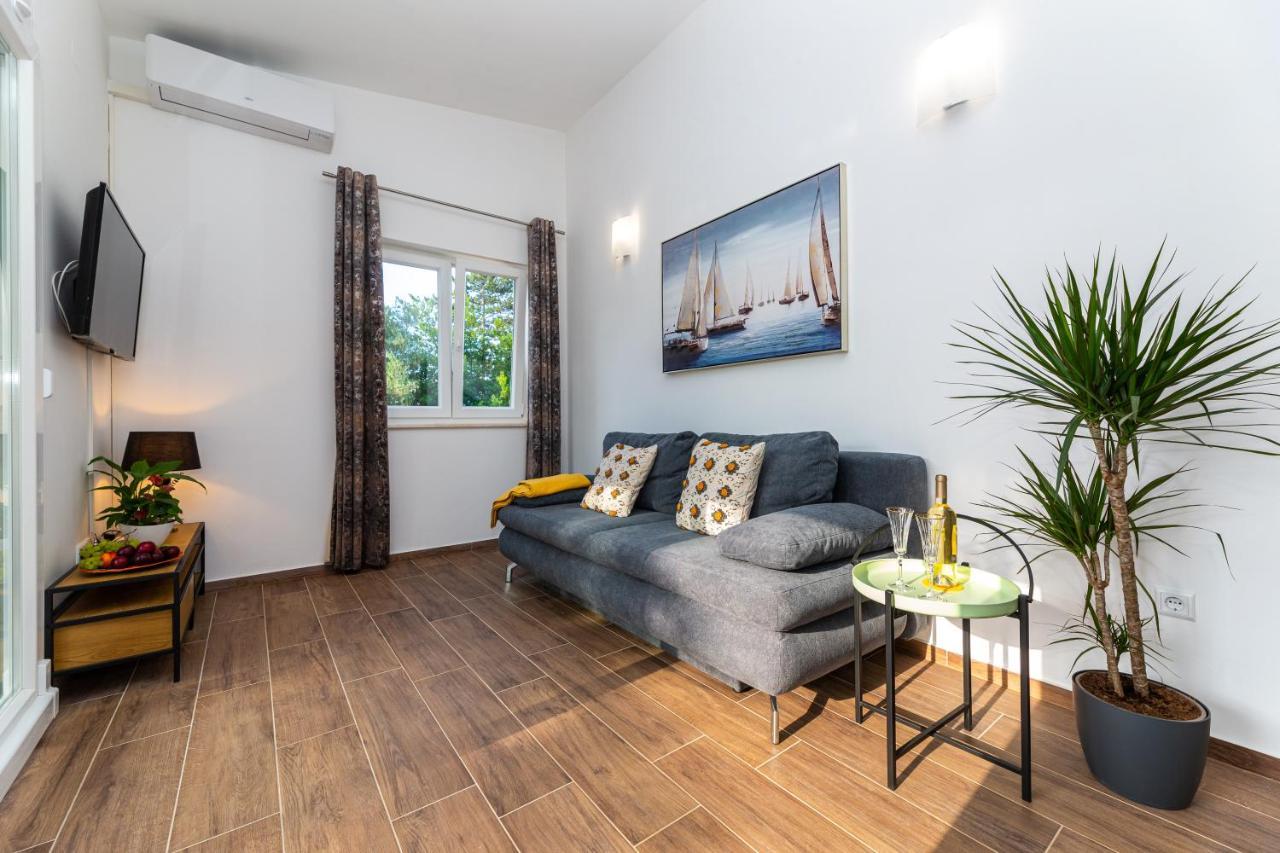 Apartment Nada 1 Malinska Kültér fotó