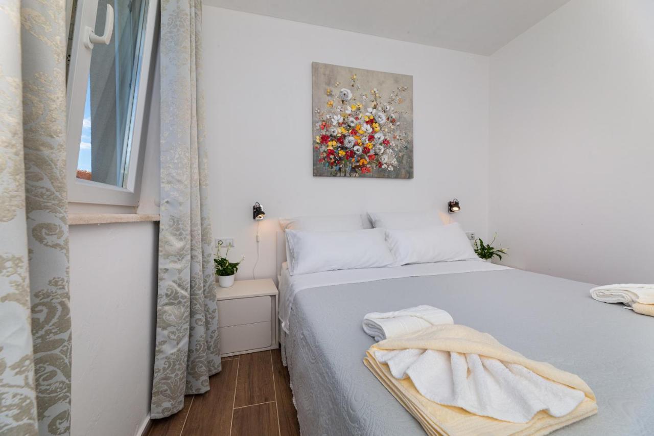 Apartment Nada 1 Malinska Kültér fotó