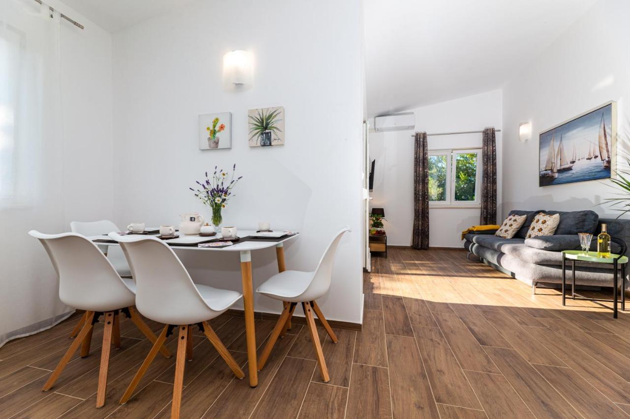 Apartment Nada 1 Malinska Kültér fotó